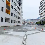 Sunny Loft & Parking Brasov 3